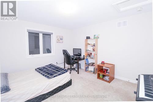 918 Nokomis Place, Ottawa, ON - Indoor Photo Showing Bedroom