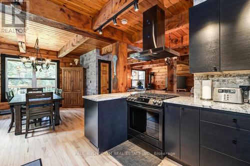 417 Amberwood Road, Beckwith, ON - Indoor Photo Showing Kitchen