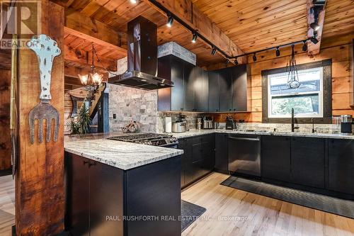 417 Amberwood Road, Beckwith, ON - Indoor Photo Showing Kitchen