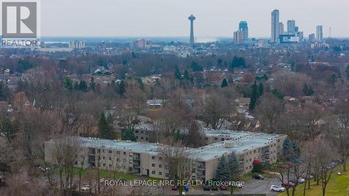 230 - 4658 Drummond Road, Niagara Falls (211 - Cherrywood), ON - Outdoor With View