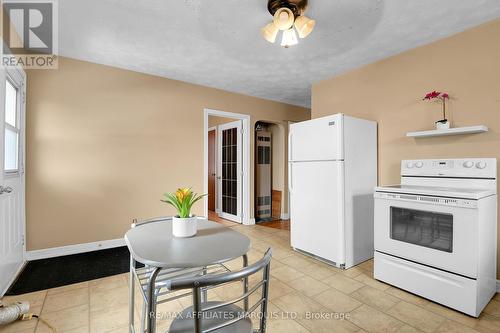 17-19 Anthony Street, Cornwall, ON - Indoor Photo Showing Kitchen