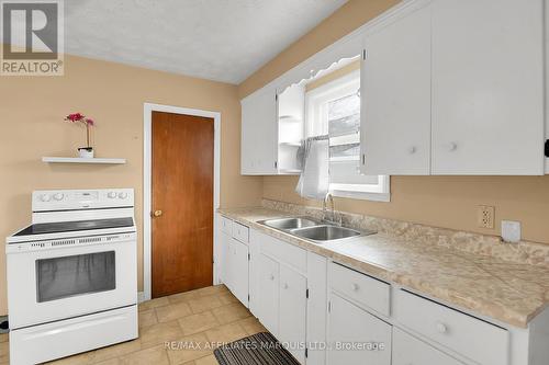 17-19 Anthony Street, Cornwall, ON - Indoor Photo Showing Kitchen With Double Sink