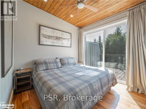 34 Carrick Trail, Gravenhurst (Muskoka (S)), ON - Indoor Photo Showing Bedroom