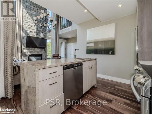 34 Carrick Trail, Gravenhurst (Muskoka (S)), ON - Indoor Photo Showing Kitchen