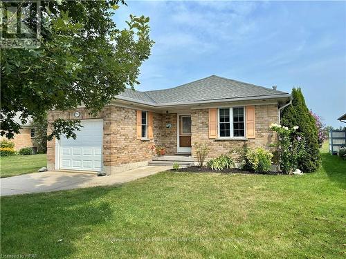 250 Bethune Crescent, Goderich (Goderich Town), ON - Outdoor