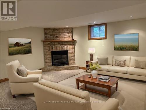 250 Bethune Crescent, Goderich (Goderich Town), ON - Indoor Photo Showing Living Room With Fireplace