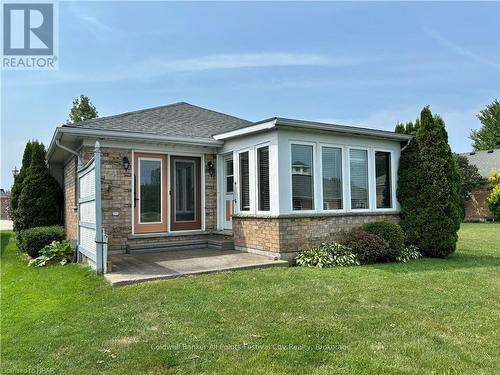 250 Bethune Crescent, Goderich (Goderich Town), ON - Outdoor