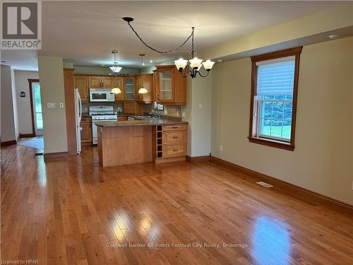 250 Bethune Crescent, Goderich (Goderich Town), ON - Indoor Photo Showing Kitchen