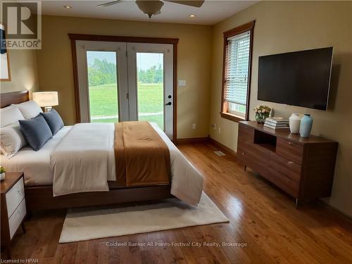 250 Bethune Crescent, Goderich (Goderich Town), ON - Indoor Photo Showing Bedroom