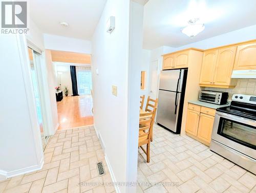 58 - 751 Steeles Avenue W, Toronto, ON - Indoor Photo Showing Kitchen