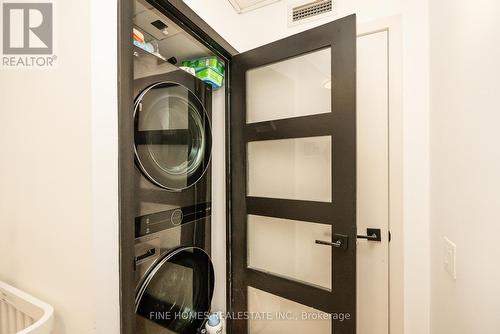 505 - 525 Wilson Avenue, Toronto, ON - Indoor Photo Showing Laundry Room