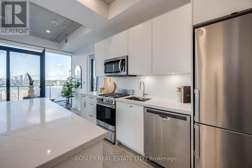 2201 - 55 Ontario Street, Toronto, ON - Indoor Photo Showing Kitchen With Upgraded Kitchen