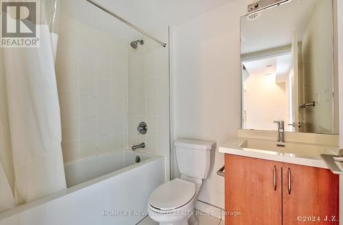 307 - 90 Orchid Place Drive, Toronto, ON - Indoor Photo Showing Bathroom