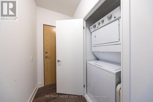 721 - 1350 Ellesmere Road, Toronto, ON - Indoor Photo Showing Laundry Room