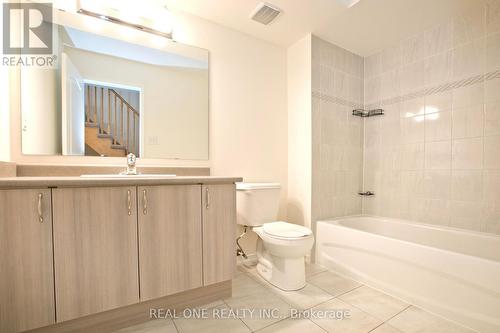 2706 Deputy Minister Path, Oshawa, ON - Indoor Photo Showing Bathroom