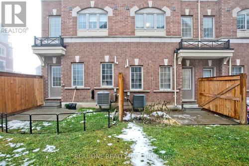 2706 Deputy Minister Path, Oshawa, ON - Outdoor With Balcony