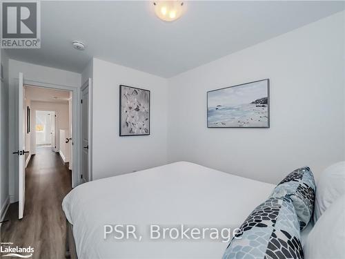 51 Rockmount Crescent, Gravenhurst (Muskoka (S)), ON - Indoor Photo Showing Bedroom