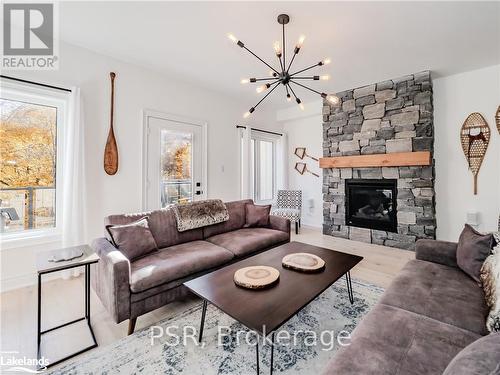 51 Rockmount Crescent, Gravenhurst (Muskoka (S)), ON - Indoor Photo Showing Living Room With Fireplace