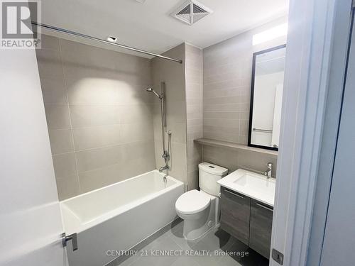 1209 - 501 Adelaide Street W, Toronto, ON - Indoor Photo Showing Bathroom