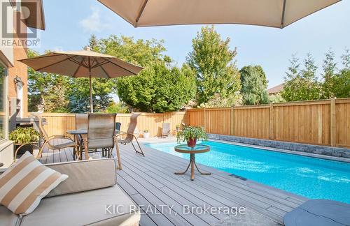 5 Hoyt Court, Whitby, ON - Outdoor With In Ground Pool With Deck Patio Veranda With Exterior