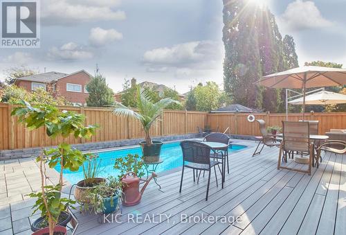 5 Hoyt Court, Whitby, ON - Outdoor With In Ground Pool With Deck Patio Veranda