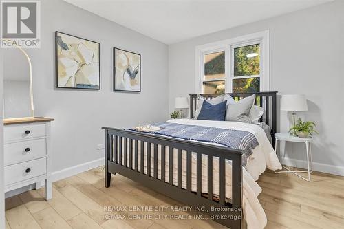 8548 Centennial Road, St. Thomas, ON - Indoor Photo Showing Bedroom