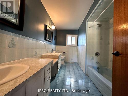 3897 19Th Avenue, Markham, ON - Indoor Photo Showing Bathroom