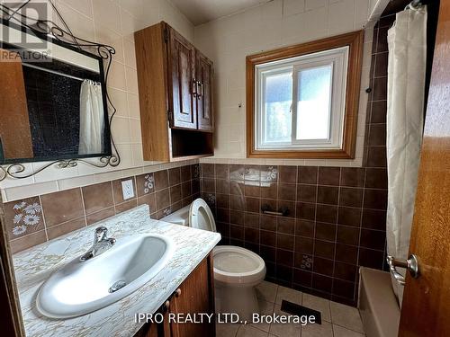 3897 19Th Avenue, Markham, ON - Indoor Photo Showing Bathroom