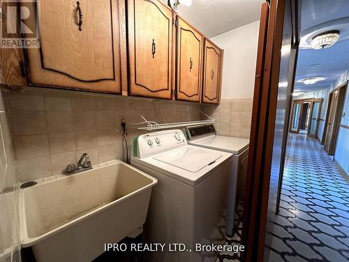 3897 19Th Avenue, Markham, ON - Indoor Photo Showing Laundry Room