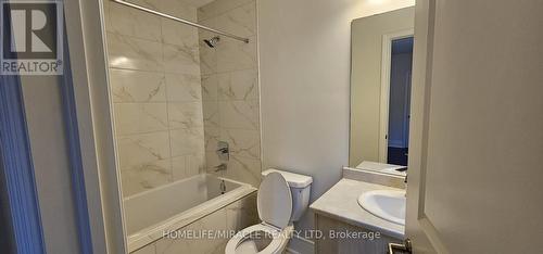 33 Plank Road, Bradford West Gwillimbury, ON - Indoor Photo Showing Bathroom