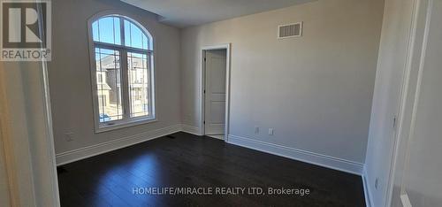 33 Plank Road, Bradford West Gwillimbury, ON - Indoor Photo Showing Other Room