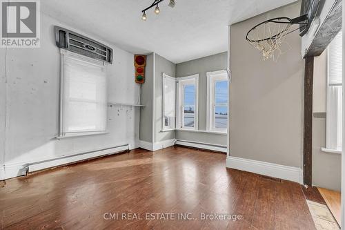 34 7Th Street Sw, Arran-Elderslie, ON - Indoor Photo Showing Other Room