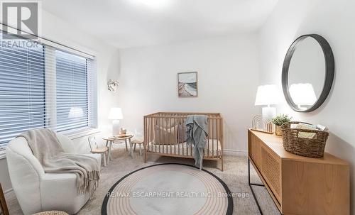 310 Main Street E, Grimsby, ON - Indoor Photo Showing Bedroom