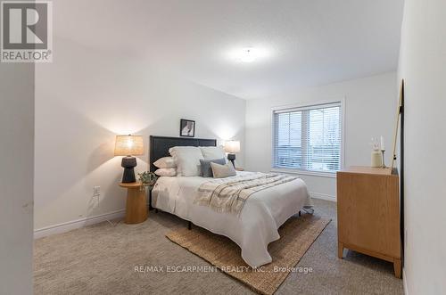 310 Main Street E, Grimsby, ON - Indoor Photo Showing Bedroom