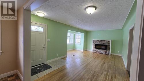 112 Hugill St, Sault Ste Marie, ON - Indoor Photo Showing Other Room With Fireplace