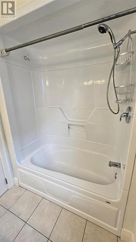 112 Hugill St, Sault Ste Marie, ON - Indoor Photo Showing Bathroom