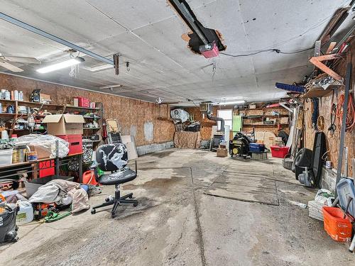 Garage - 1149 Ch. Des Hauteurs, Sainte-Lucie-Des-Laurentides, QC - Indoor Photo Showing Garage