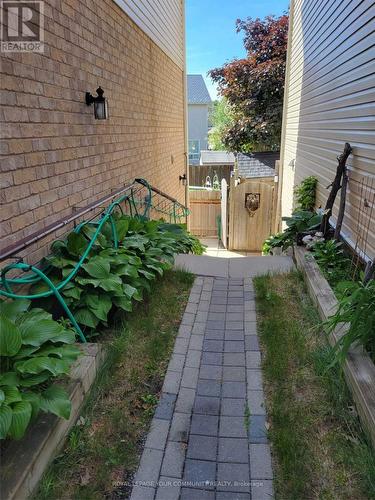 Bsmt - 86 Diana Way, Barrie, ON - Outdoor