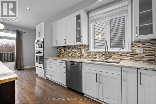 1281 Greenwood Park Drive, Kingston (Kingston East (Incl Barret Crt)), ON - Indoor Photo Showing Kitchen With Double Sink With Upgraded Kitchen