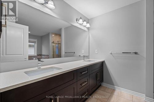 1281 Greenwood Park Drive, Kingston (Kingston East (Incl Barret Crt)), ON - Indoor Photo Showing Bathroom