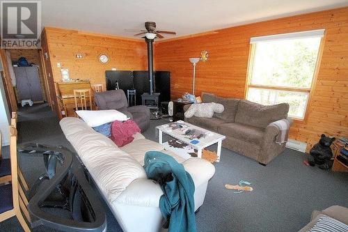 3540 Hamilton Dr, Hilton Twp., St Joseph Island, ON - Indoor Photo Showing Living Room