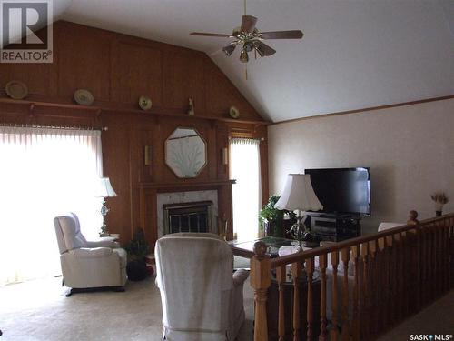 316 8Th Street W, Leader, SK - Indoor With Fireplace