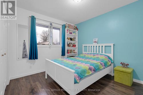 8 Loraine Avenue, Quinte West, ON - Indoor Photo Showing Bedroom