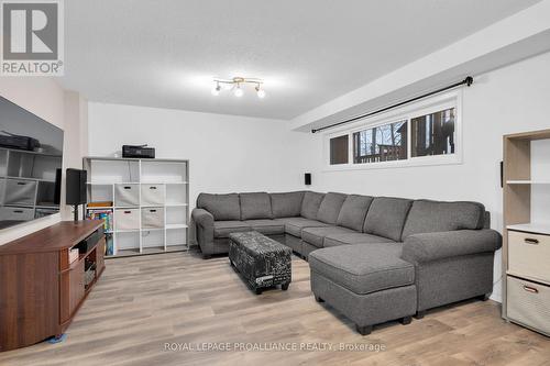 8 Loraine Avenue, Quinte West, ON - Indoor Photo Showing Living Room