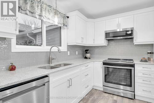 8 Loraine Avenue, Quinte West, ON - Indoor Photo Showing Kitchen With Double Sink With Upgraded Kitchen