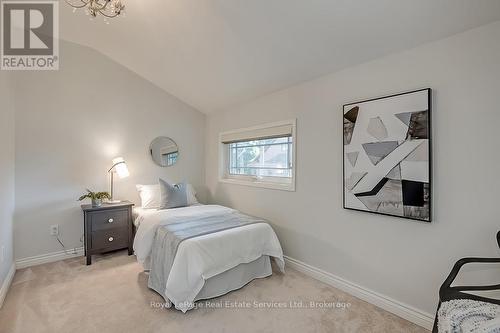 50 Burnet Street, Oakville (1002 - Co Central), ON - Indoor Photo Showing Bedroom