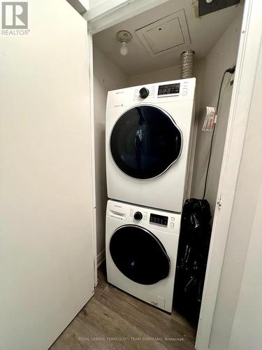 1103 - 650 Queens Quay Boulevard W, Toronto, ON - Indoor Photo Showing Laundry Room