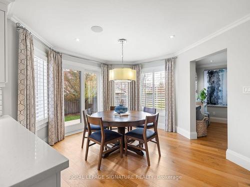 23 Hutton Cres, Caledon, ON - Indoor Photo Showing Dining Room