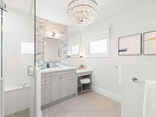 23 Hutton Cres, Caledon, ON - Indoor Photo Showing Bathroom