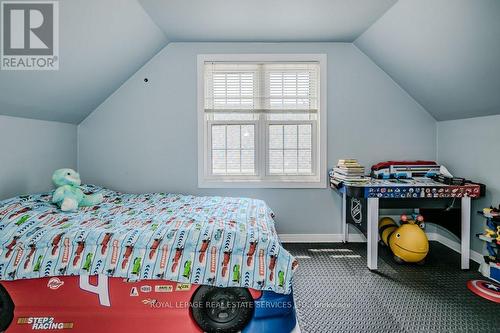 122 Stewart Street, Oakville, ON - Indoor Photo Showing Bedroom